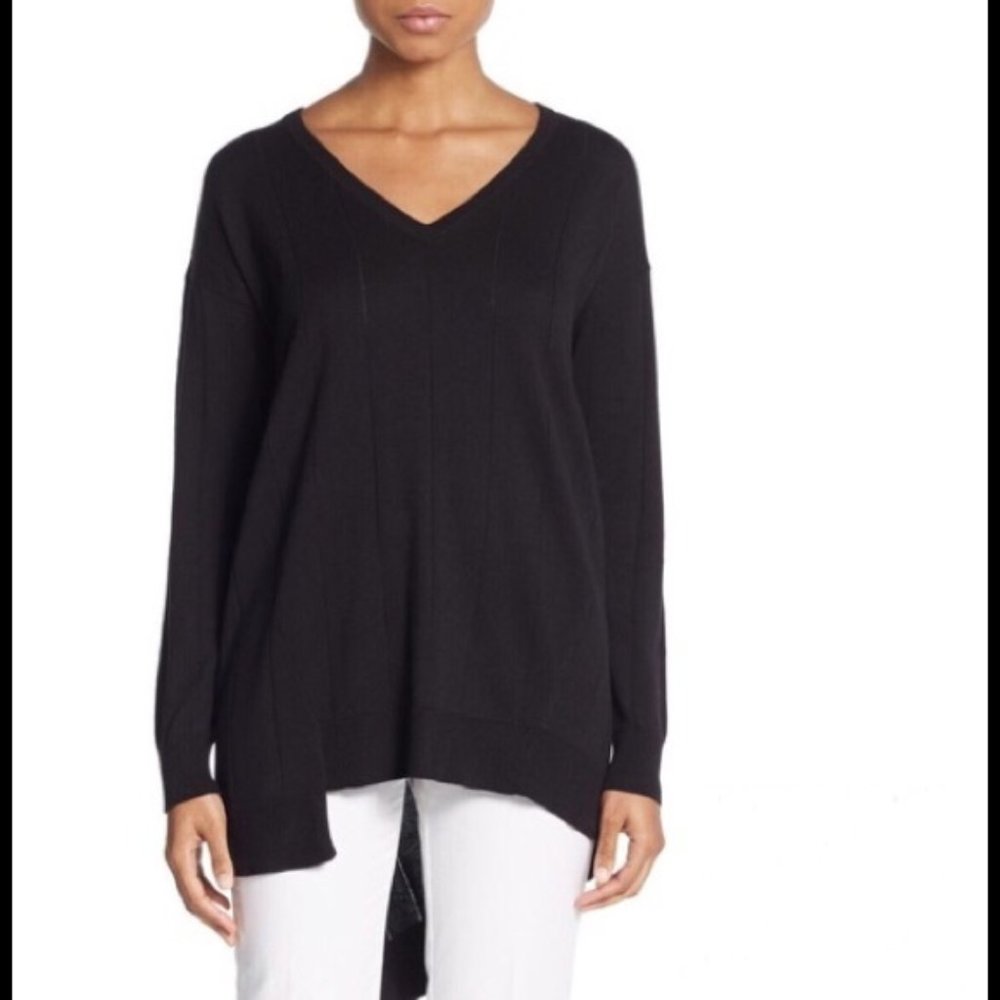 Vince Camuto Black Asymmetrical Hem Sweater